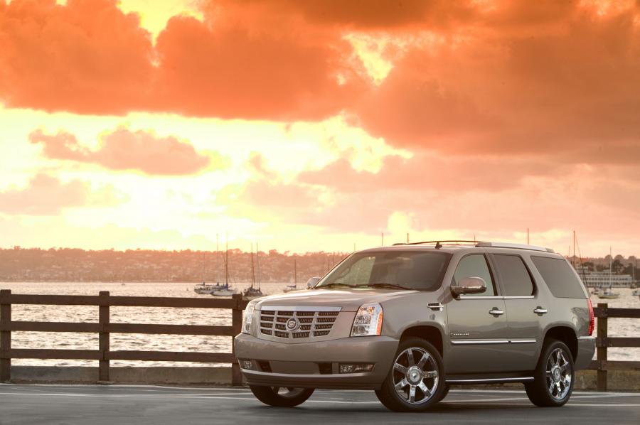  Cadillac Escalade 2007 года  (фото 19 из 106)